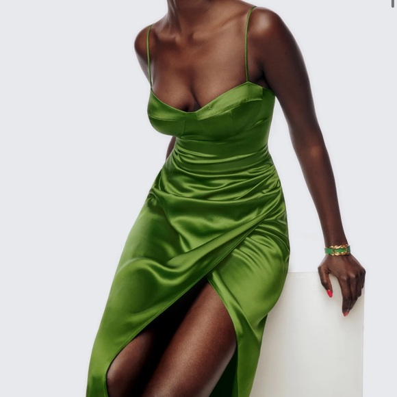 Marguerite silk dress — reformation — palm green — size 8 - Picture 2 of 13